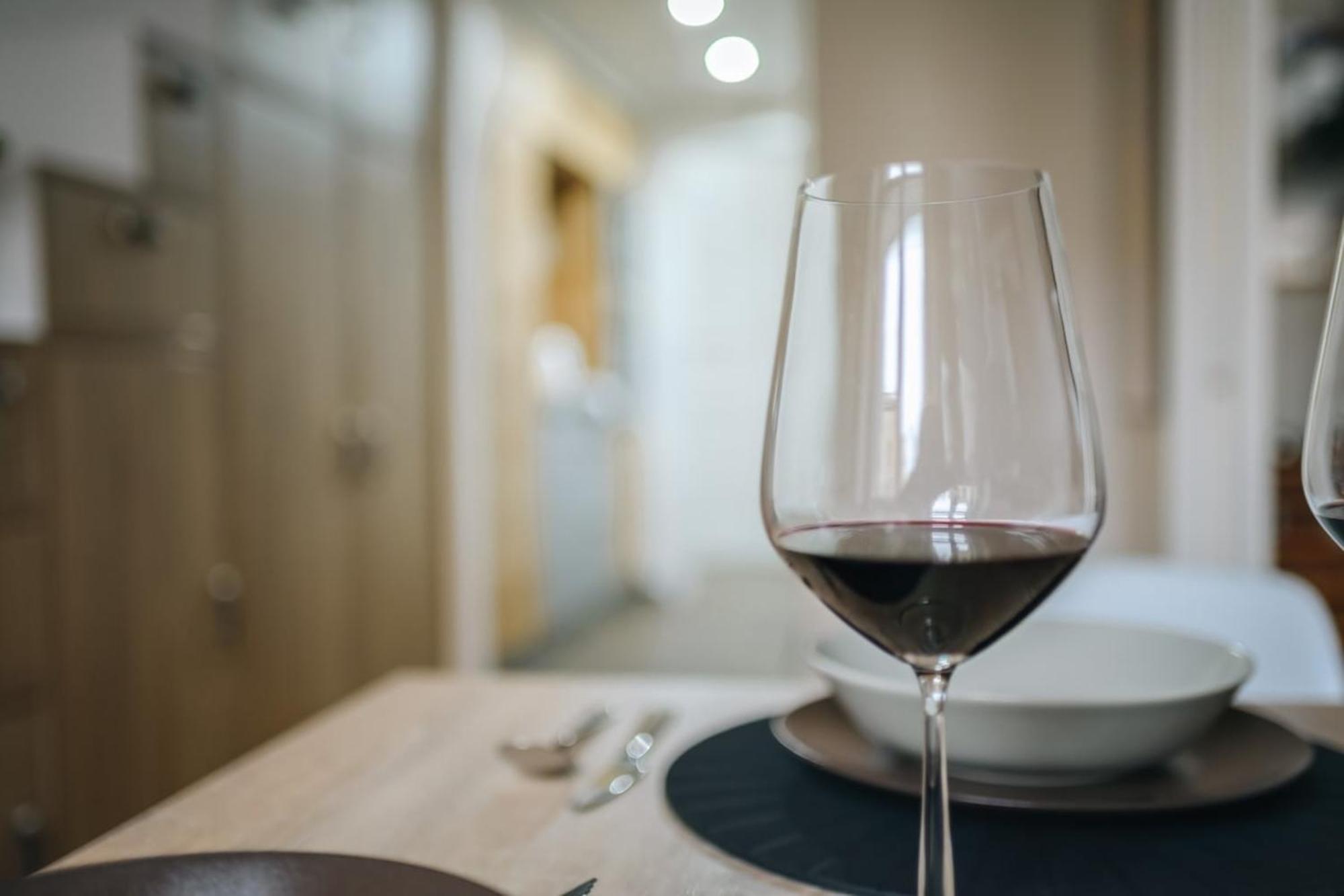 Cozy & Comfortable Apt Walking Anywhere You Want Sen Praha Bagian luar foto