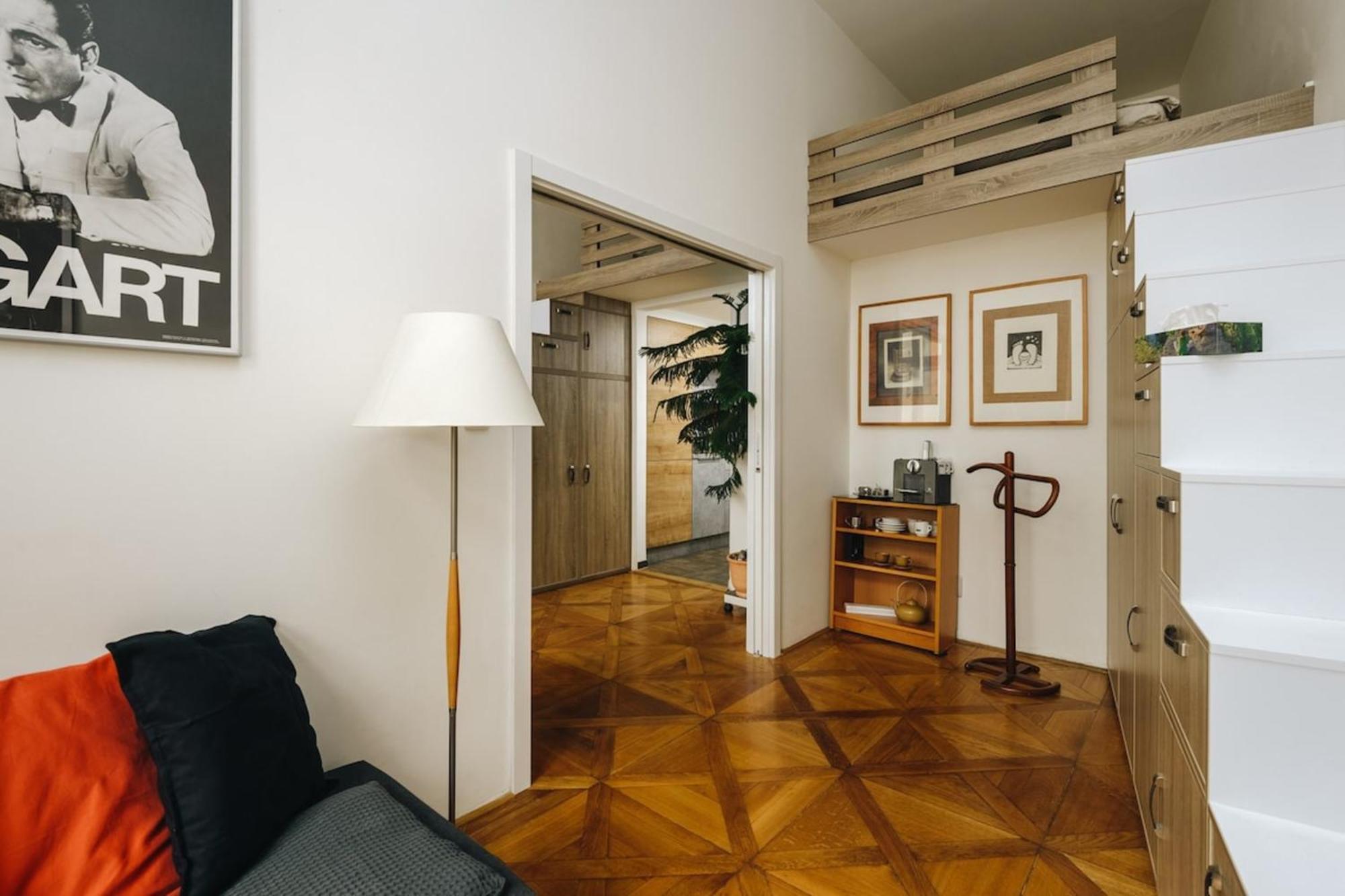 Cozy & Comfortable Apt Walking Anywhere You Want Sen Praha Bagian luar foto