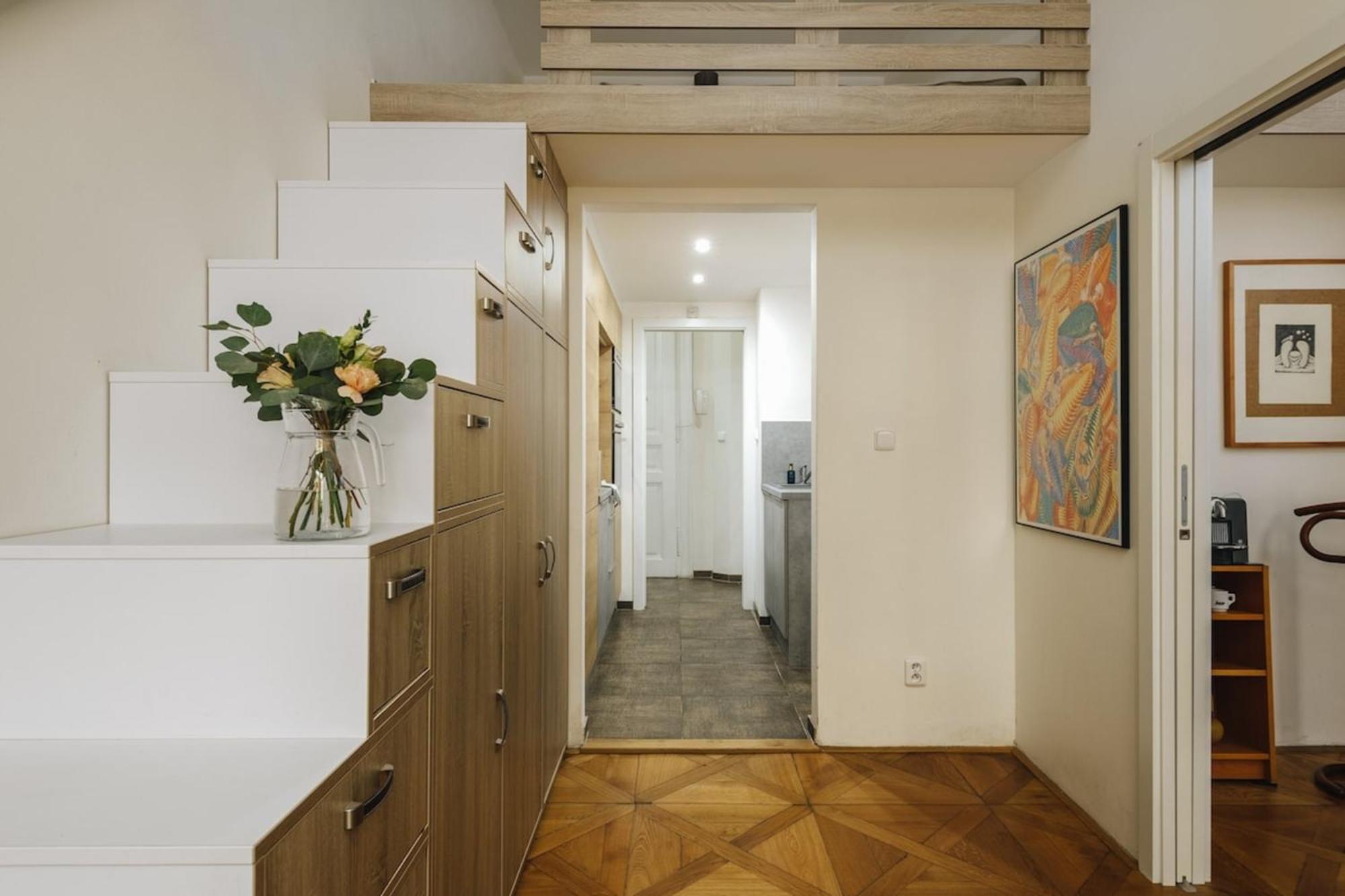Cozy & Comfortable Apt Walking Anywhere You Want Sen Praha Bagian luar foto